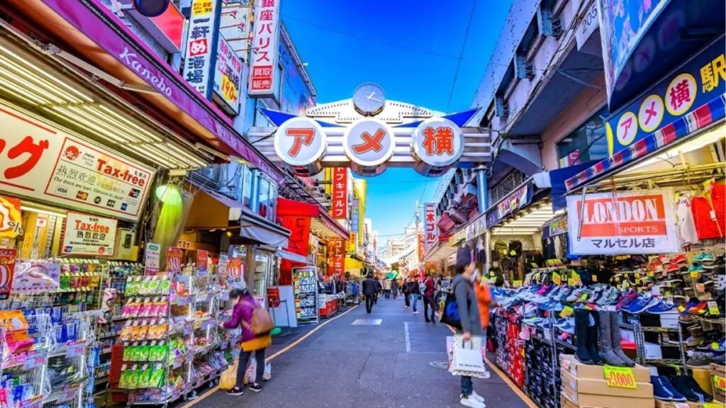 Asakusa Ueno Akihabara trong ngày đầu ở Tokyo