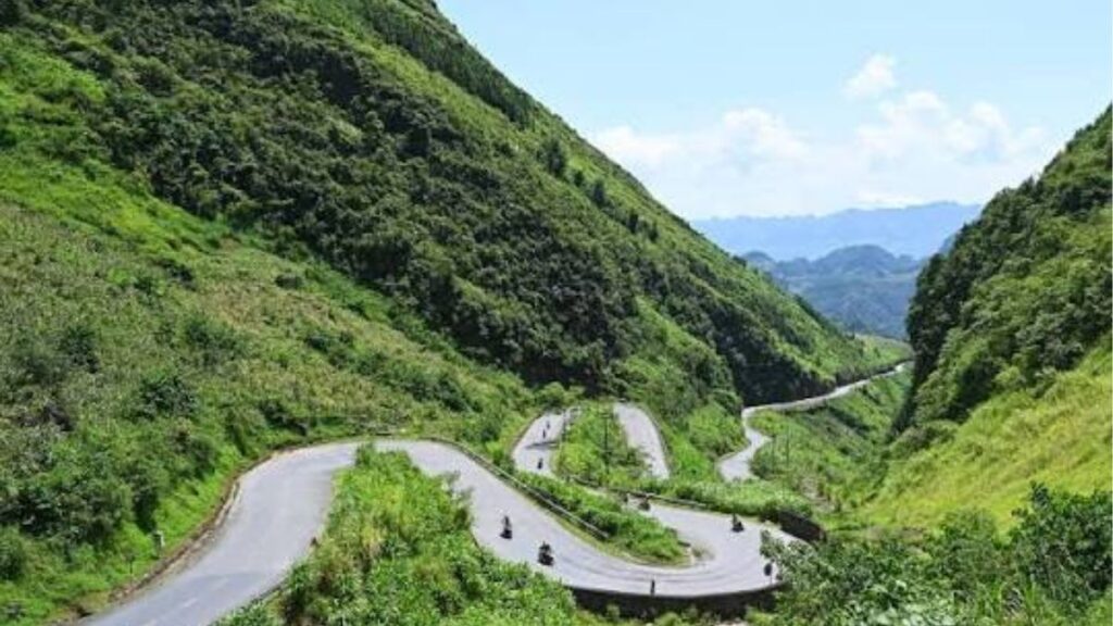Dốc Thẩm Mã trên đường đi Đồng Văn